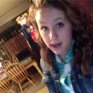 Meet your Posher, Lydia